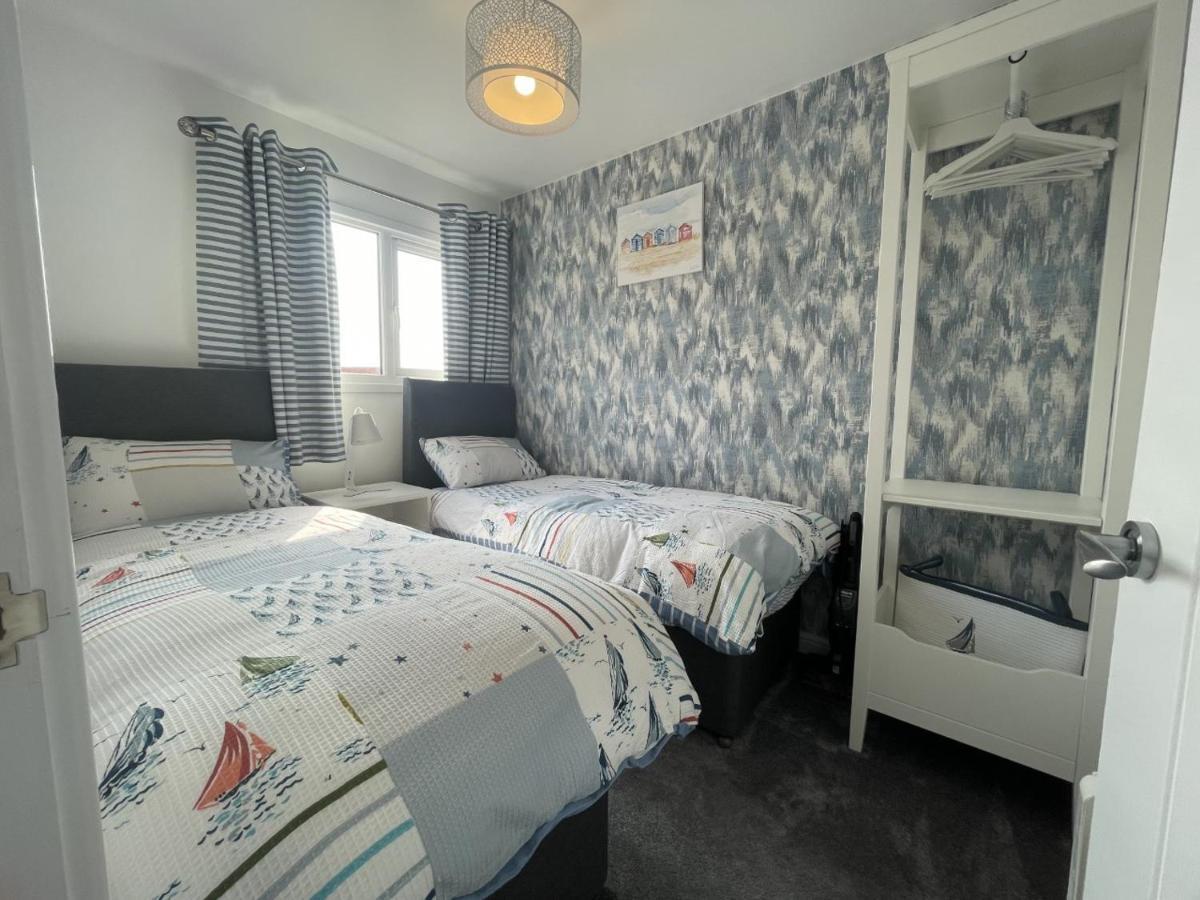 Pirates Cove Holiday Chalet Бридлингтън Екстериор снимка